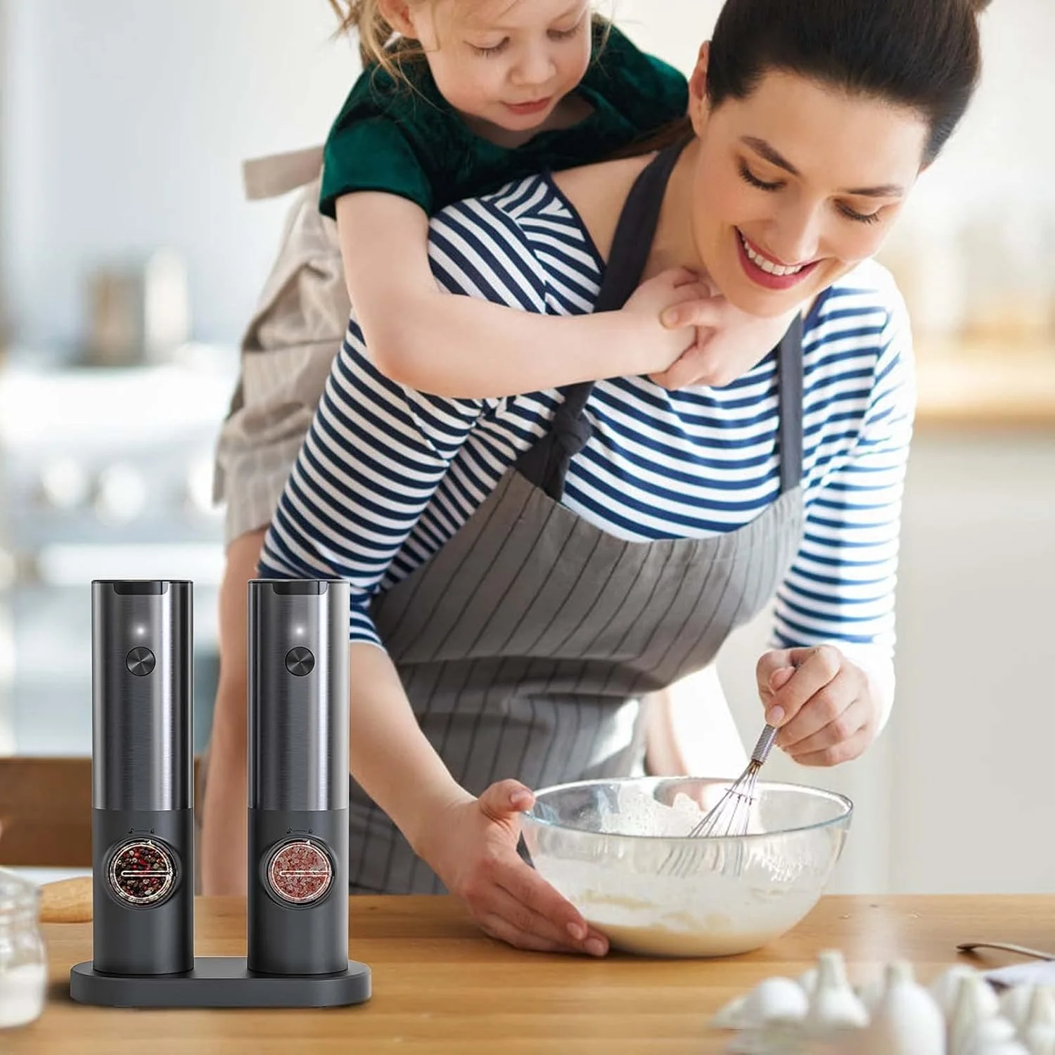 Rechargeable Electric Salt and Pepper Mill Set USB Charging - Image 8